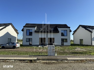 Casă Tip Duplex INDEPENDENTĂ ENERGETIC - Cartier NOU