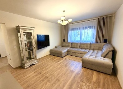 Apartament 2 camere, Decomandat, Nicolina