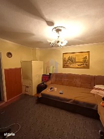 Teren 378 mp, cu casa demolabila, deschidere 8 m, Pisc