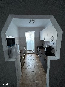 Apartament 2 camere, semidecomandat, balcon, grădină, parter, renovat