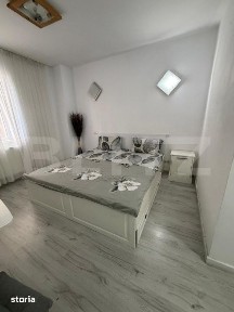 Apartament 2 camere de vanzare, 72 mp, zona Pietroasa