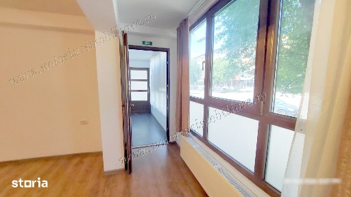 Amenajat, parter, stare foarte bună, la Bulevard în Micro5 - Hunedoara