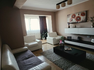 Apartament 3 camere Rogerius