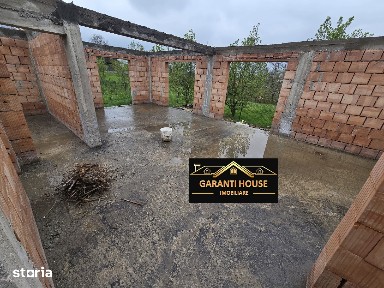Ocolis, casa la rosu, 125.44 mpc, 852 mp teren, 48 000€ negociabil