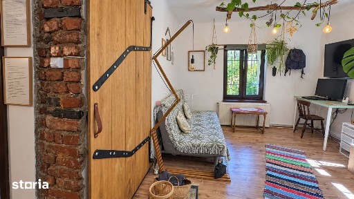 Apartament cu Curte Proprie | Zona Centrala