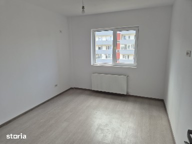 Studio de vanzare -metrou aproape !