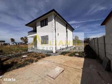 Vă propun spre vânzare o casă P+1+pod, cu o suprafață utilă de 130 mp