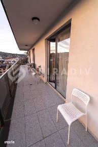 Apartament 3 camere | Terasă panoramică | 2 parcări |Zona Semicentrală