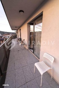 Apartament 3 camere | Terasă panoramică | 2 parcări |Zona Semicentrală