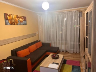De inchiriat apartament 2 camere,ultracentral,etajul 1