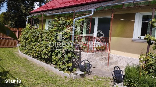 Casă cu teren 21,7 ari în Mitrești - posibilitate achiziție separat