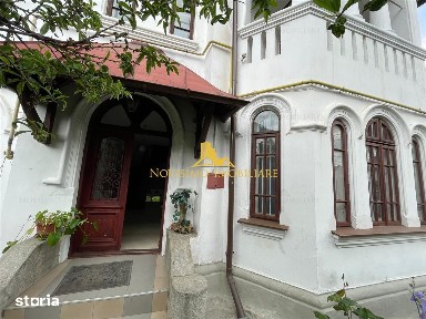 NOVISIMO-IMOBILIARE: VILA DE INCHIRIAT IN ZONA CENTRALA