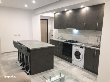 Apartament de inchiriat, 4 camere, 90 mp, zona Radauti