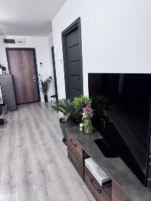 Vând Studio +loc de parcare