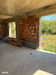 Casă cu predare de autorizatie | 147 mp utili | teren 1400 mp Corpadea