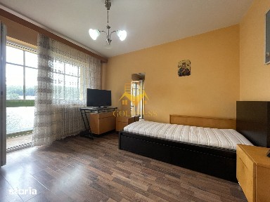 3 camere decomandate Petrom Manastur parcare,boxa,etaj intermediar!