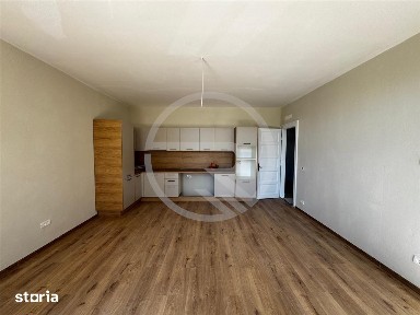 Apartament cu 3 camere, decomandat, situat in Piata Mihai Viteazul!