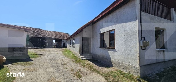 Casa cu anexe, teren 1.145 mp, de vanzare, zona Ozun