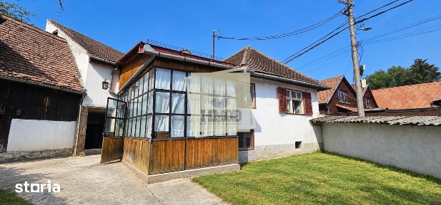 Casa saseasca cu potential remarcabil in Cisnadioara