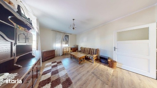 Casă individuală în Turnișor, teren de 1.280 mp, două intrări