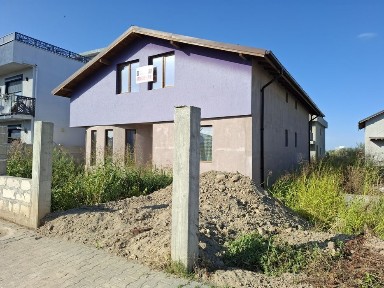 Casa P+M in Navodari cartier Midia vedere Lac Tasaul
