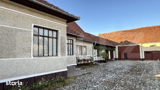 Casa in stare foarte buna situata in Beriu cu suprafata totala de 3446