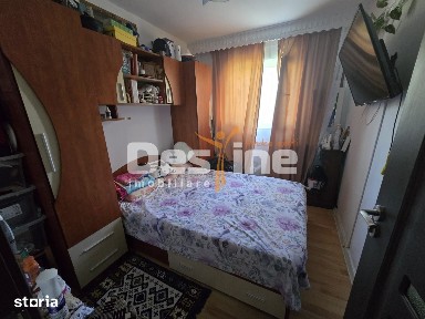 Apartament 3 camere renovat și mobilat - zona Dacia