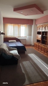 Proprietar inchiriez apartament ultracentral zona Universitate
