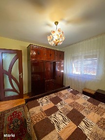 Apartament 2 camere decomandat, Et. 4/4 - Craiovița, zona Catedrală