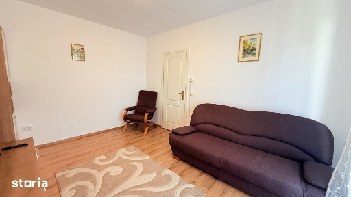Inchiriez apartament cu 3 camere, pe 2 nivele in Sangeorgiu de Mures