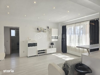 Apartament Modern cu 2 Camere, Curte Privată și Loc de Parcare-Unirii