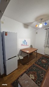 Închiriez apartament cu 3 camere în cart Gheorgheni + parcare