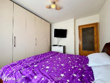 Apartament 3 camere decomandate, 70 mp, etaj 3, parcare, zona Calea Fl