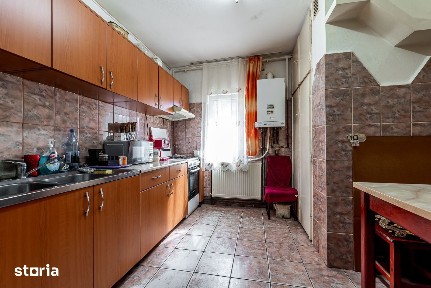 Confectii, Arad