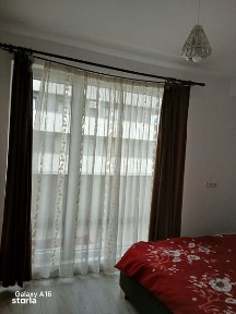 Închiriez apartament
