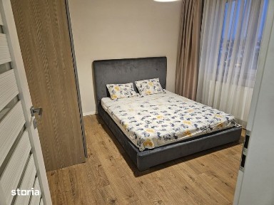 Dau in chirie apartament 3 camere centru general magheru