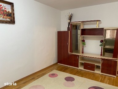 Apartament 3 camere,str Moldovei