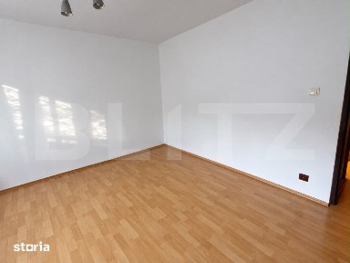 Apartament 3 camere, 90 mp, zona Centrala - Reghin