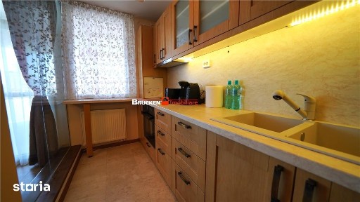 Apartament cu 3 camere, terasa generoasa si doua locuri de parcare, Ar