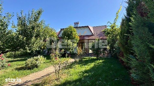 Casa spatioasa cu teren de 800 mp, Muntenii de Jos - 5 camere