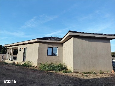 CASA INDIVIDUALA - 640 MP TEREN - 28 MP FRONT STRADAL