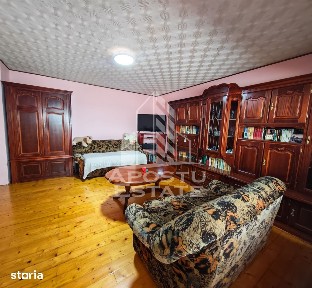 Apartament 2 camere de vanzare, etaj 3, centrala, Mircea cel Batran