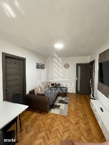 Apartament de vanzare cu 3 camere, etaj intermediar, zona Dacia
