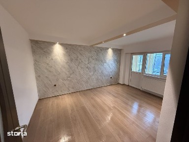 De vânzare apartament 3 camere Cartier Obor