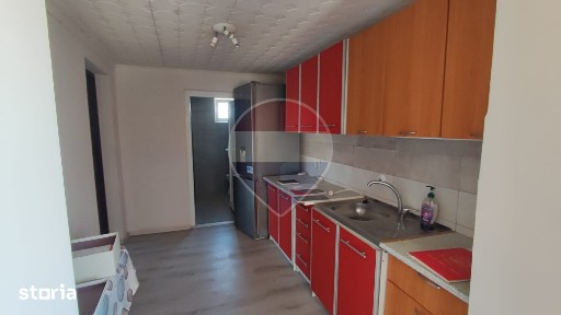 Casă renovata cu 2 camere de vânzare 25 km de Oradea, Salard
