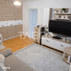 Apartament 3 camere de vanzare pe strada Horea etaj 1