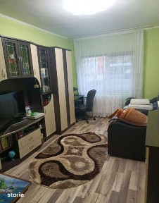 Apartament decomandat cu 2 camere, balcon si parcare - Floresti