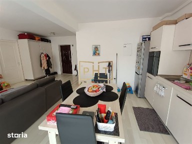 Apartament de vanzare cu 3 camere, 61 mp, zona Porii!