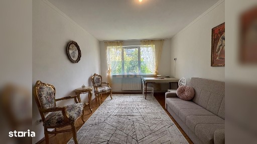 COMISION 0%Apartament 2camere,etajul 1/4,balcon 5mp, zona HOTEL ROYAL