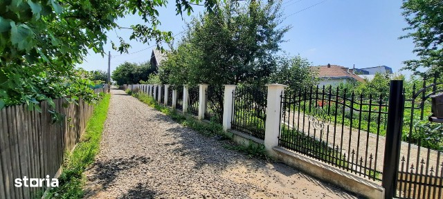 Casa cu etaj in Catamarasti Deal